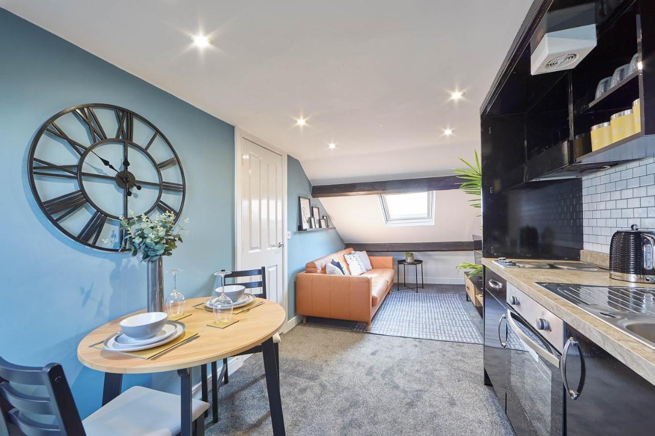 Host & Stay - The Loft Whitby Eksteriør billede